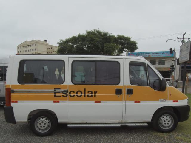 van 2008 olx