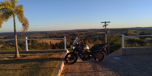 SUZUKI VSTROM 650