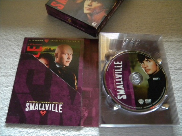 Smallville 3ª Temporada Completa Dublada Box 6 Discos Original (Impecável). - Foto 3