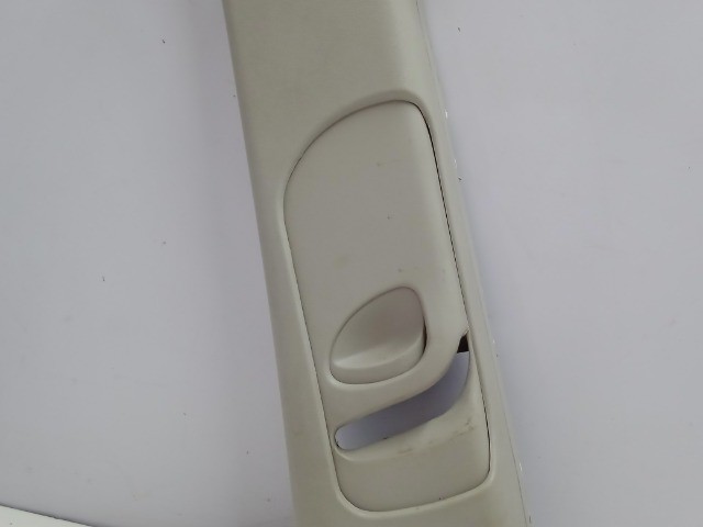 16134 Acabamento Moldura Coluna B Lado Esquerdo Chevrolet Corsa  - Foto 4