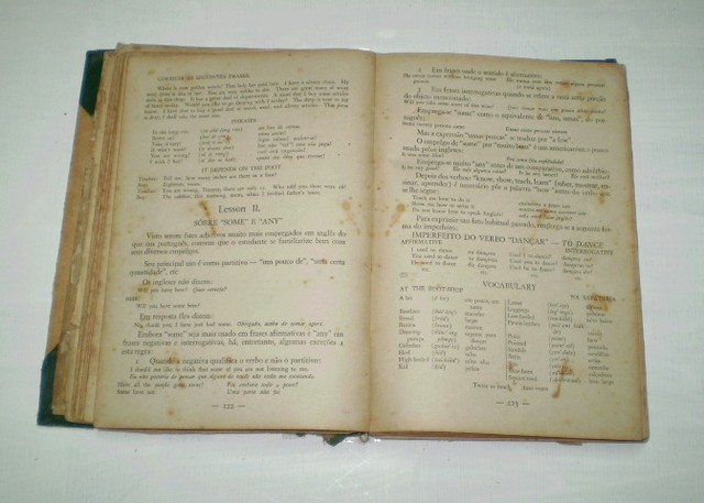 Dois livros de línguas. - Cód. 346 - - Foto 2