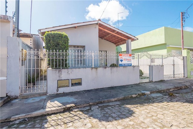 Casa com 3 dormitórios à venda, 300 m² , CENTRO.