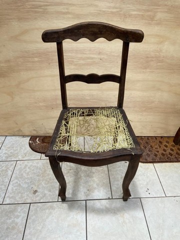 Cadeira Estilo Mineira Em Jacarandá