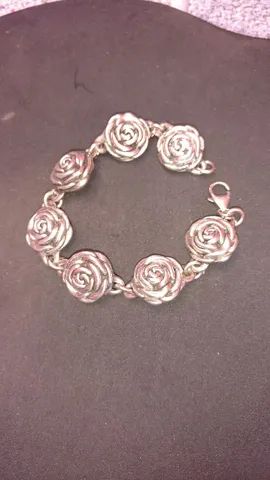Pulseira prata! Lindíssima única  - Foto 2