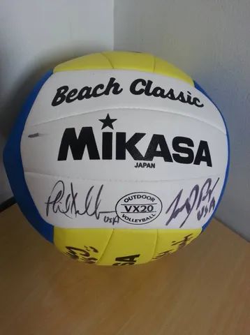 Bola de Vôlei Autografada - Foto 4