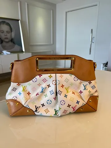 Bolsa Louis Vuitton Pochette Monograma, Clutch Feminina Louis Vuitton  Usado 78743851, enjoei em 2023