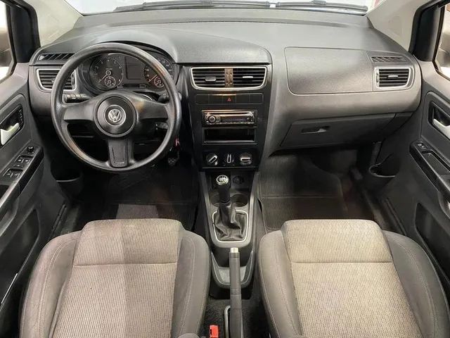 VOLKSWAGEN FOX 1.0 8V (G2) 4P 2013 - Foto 7