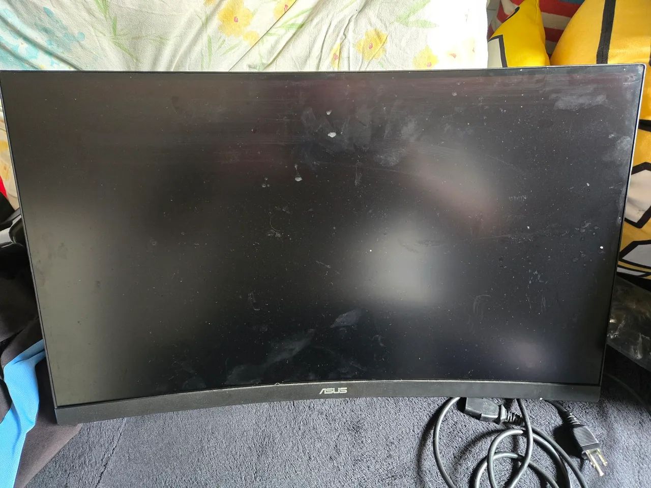 Monitor Asus 27 QuadHD 165hz. Com suporte articulado de mesa. - Foto 3