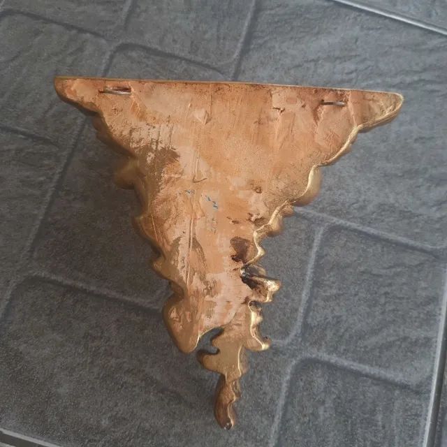 Oratório Peanha dourada envelhecida suporte para imagem ou santo antigo - Foto 3