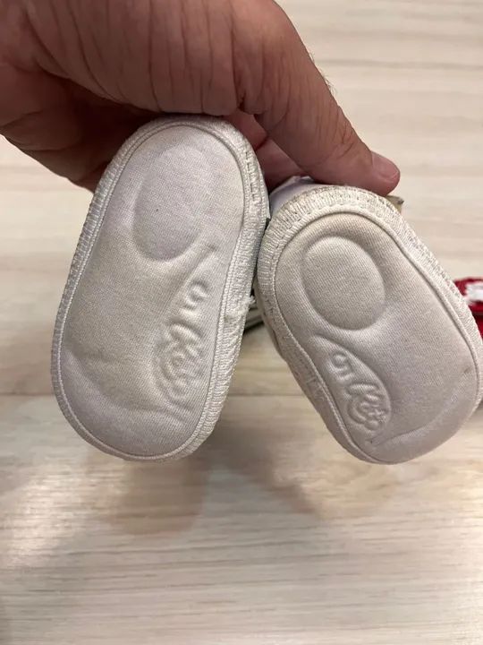 3 pares Calçados para Bebê - 3 a 6 meses - Foto 5