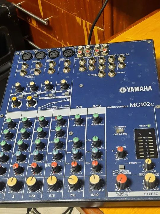 Mesa yamaha mg 102c