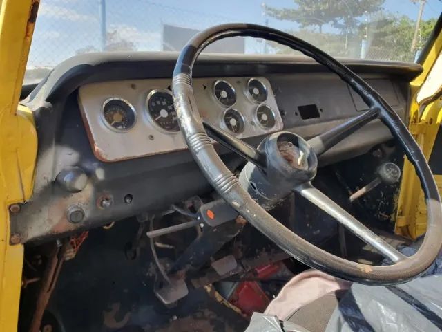 cabine de caminhão  dodge d750, também tenho chassi com documentos - Foto 5