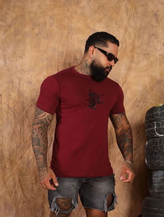 T-shirt Básica Long Line Masculina - Foto 5