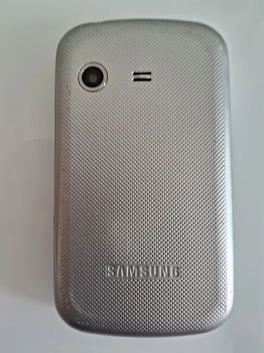 Celular BUGS - Desbloqueado e pronto para usar! - Foto 2