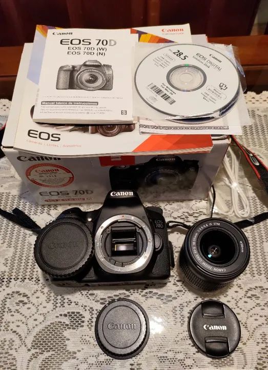 Câmera Canon 70d kit 18-55mm + bateria original - Foto 2