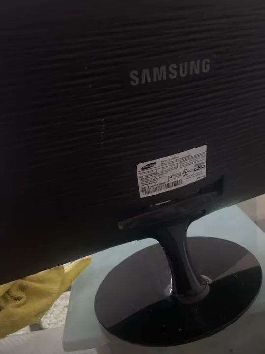 Monitor Samsung - Tela LCD - 60Hz - Foto 2