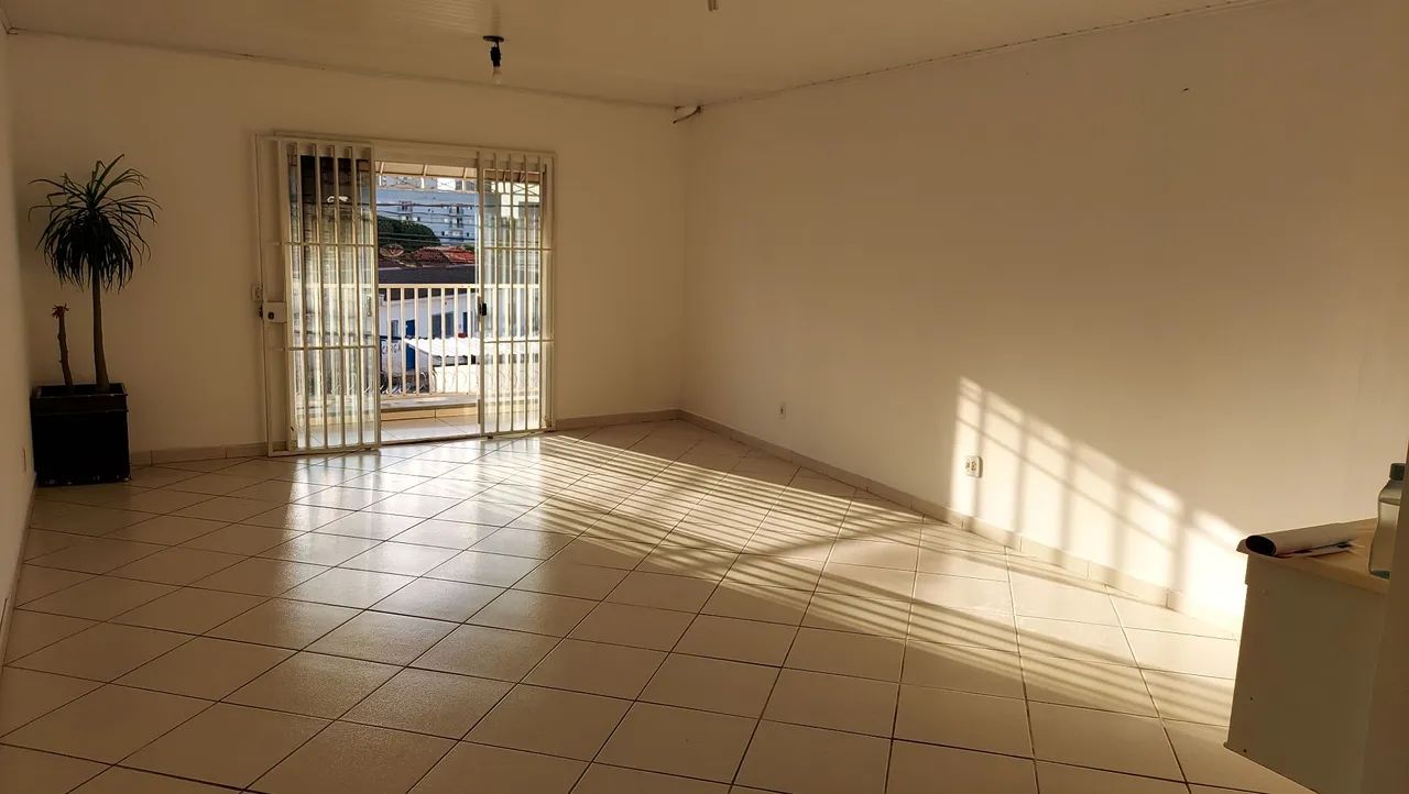 SALA COMERCIAL DUPLA NA PARTE DE CIMA FRENTE AO UPA SÃO BENEDITO  UBERABA  - Foto 5