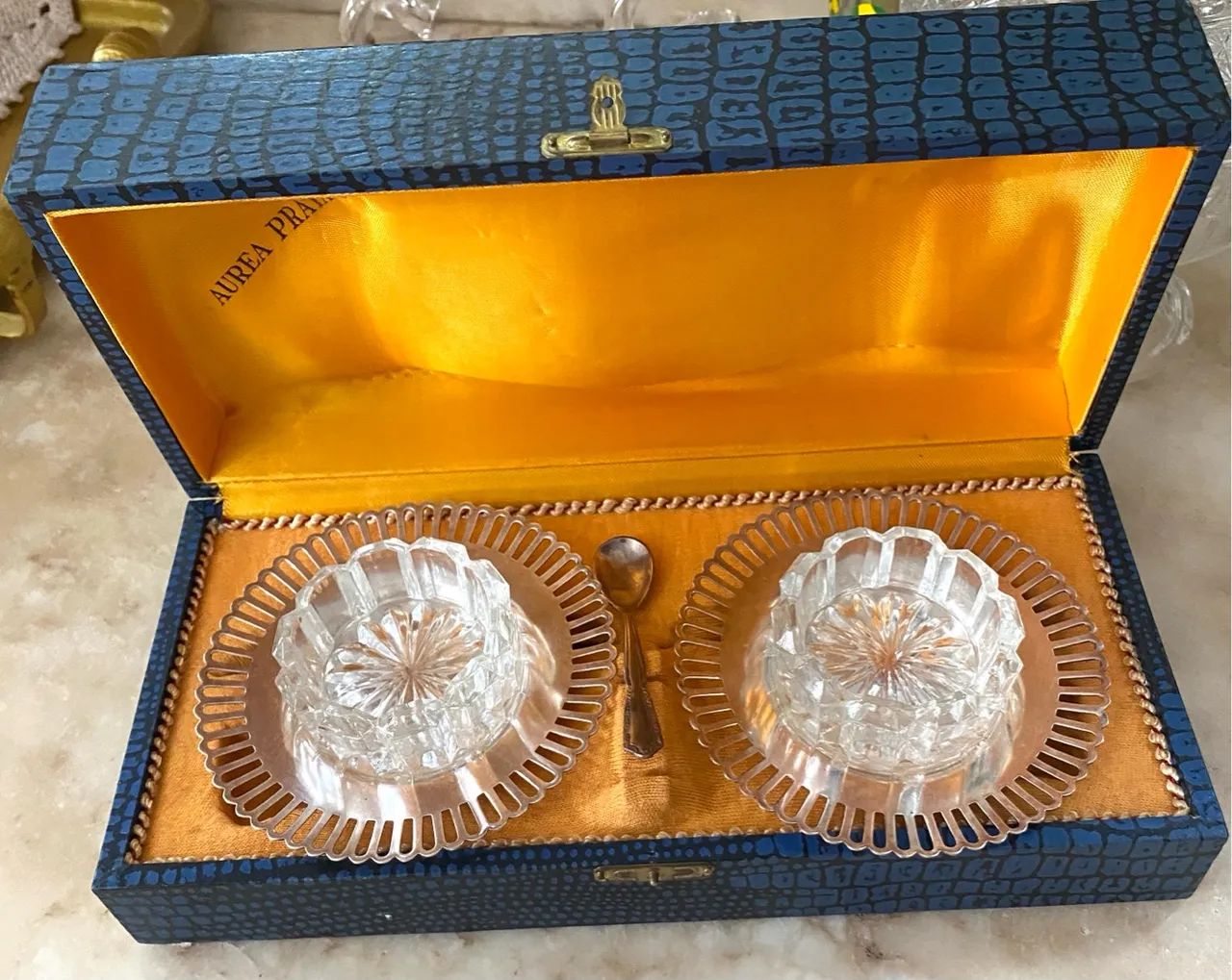 Conjunto de Saleiro e Pimenteiro em Cristal com Caixa de Luxo