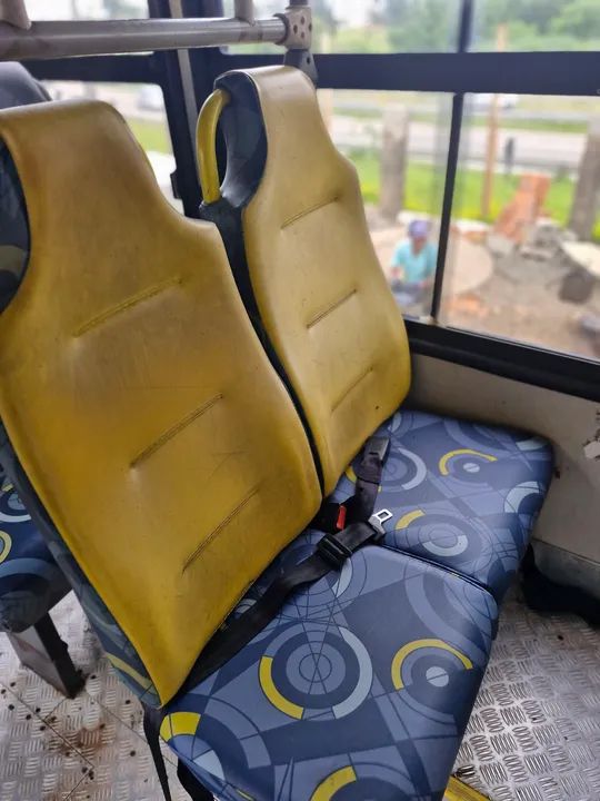 Ônibus Escolar MB 1418 com 46 lugares 2009 - Foto 14