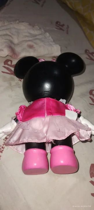 Boneca Minnie Mouse - Foto 4