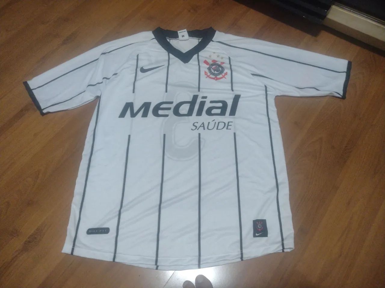 Camisa Corinthians  RETRO - Medial Saúde - M veste G