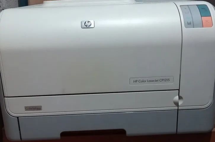 Impressora HP Color LaserJet CP1215 - Praticamente nova