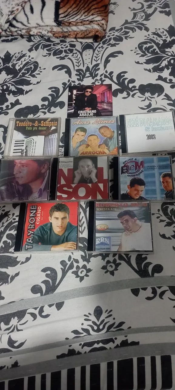 Cds e dvd original para vender grandes sucessos 