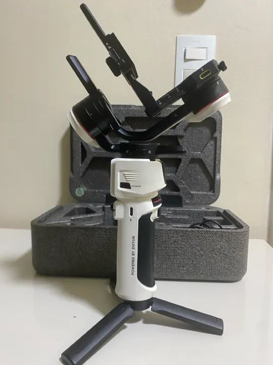 Estabilizador Zhiyun Crane M 3s