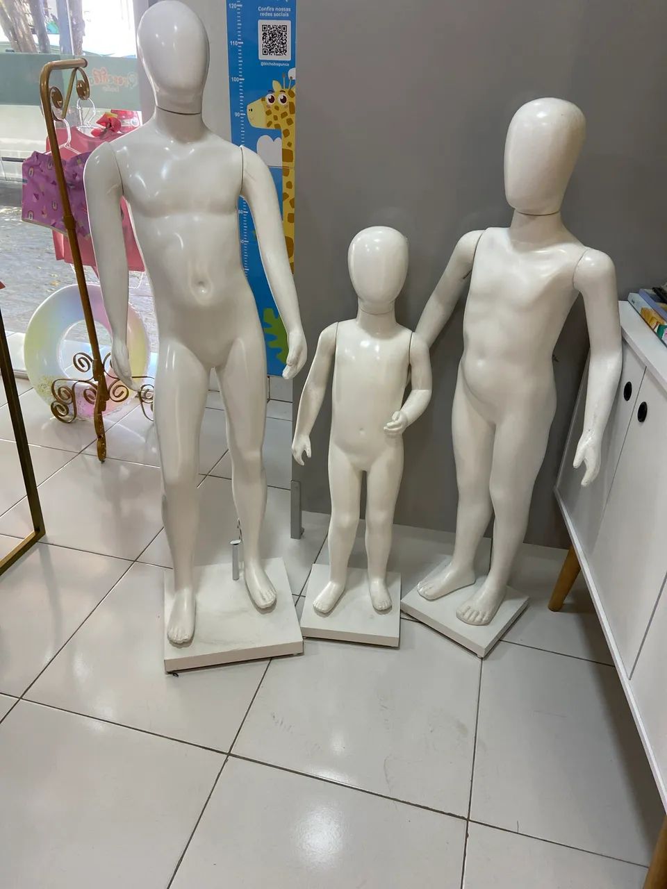Manequins infantis 64166874611459120