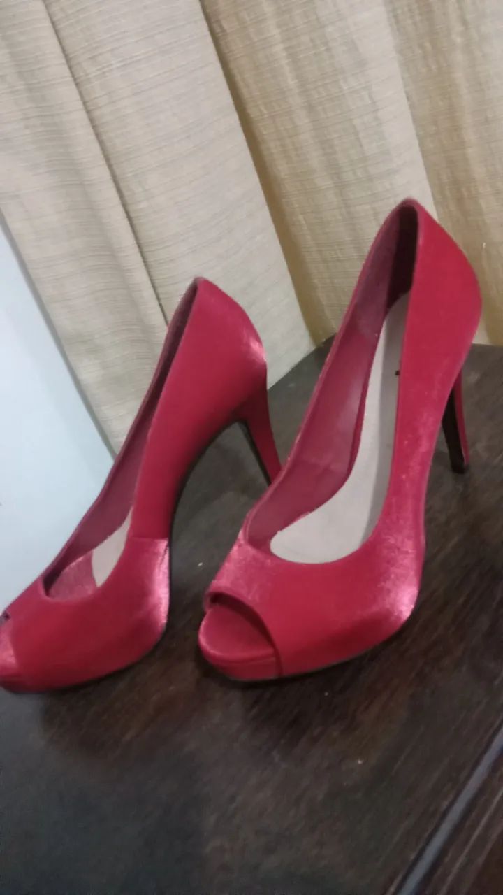 Sapato cetim vermelho 36 - Foto 3