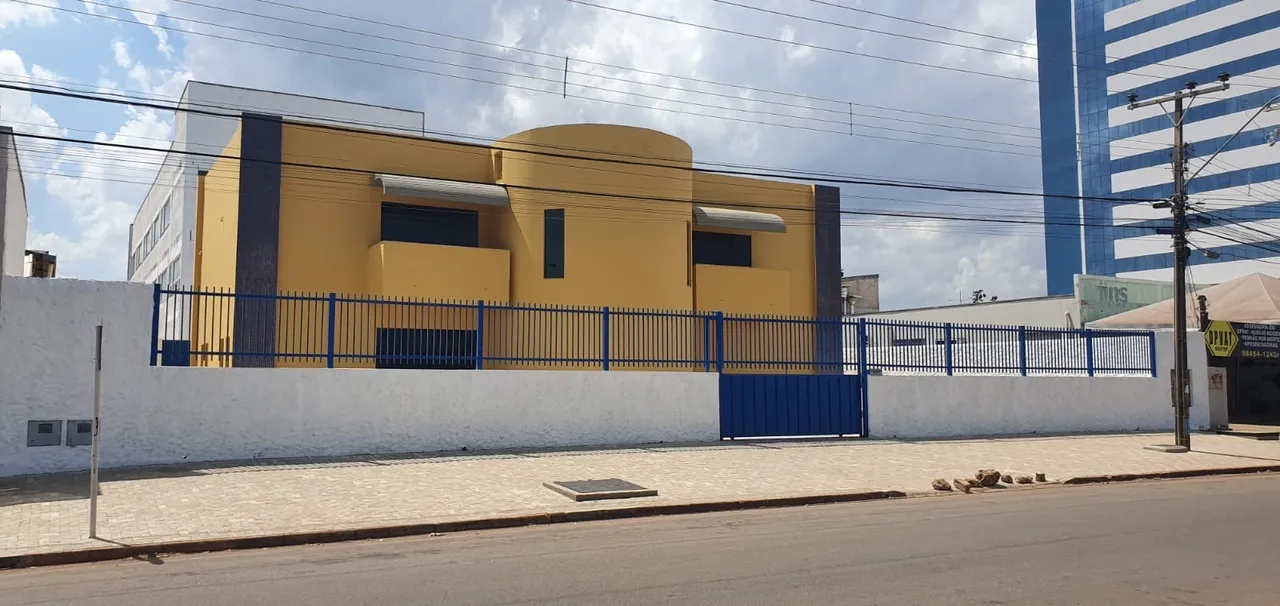 Alugo prédio comercial