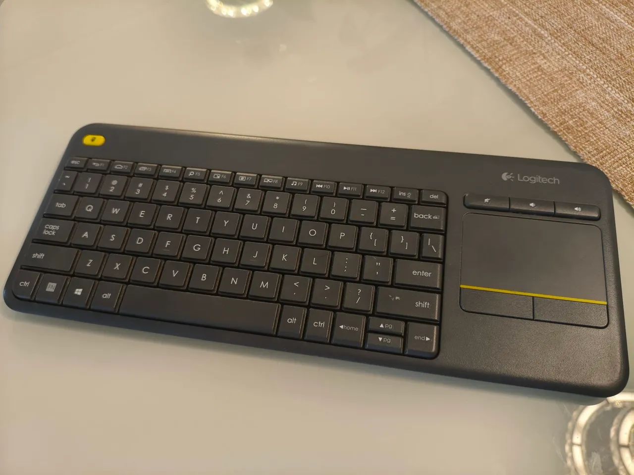 Teclado sem fio k400 plus Logitech 64574076706049124