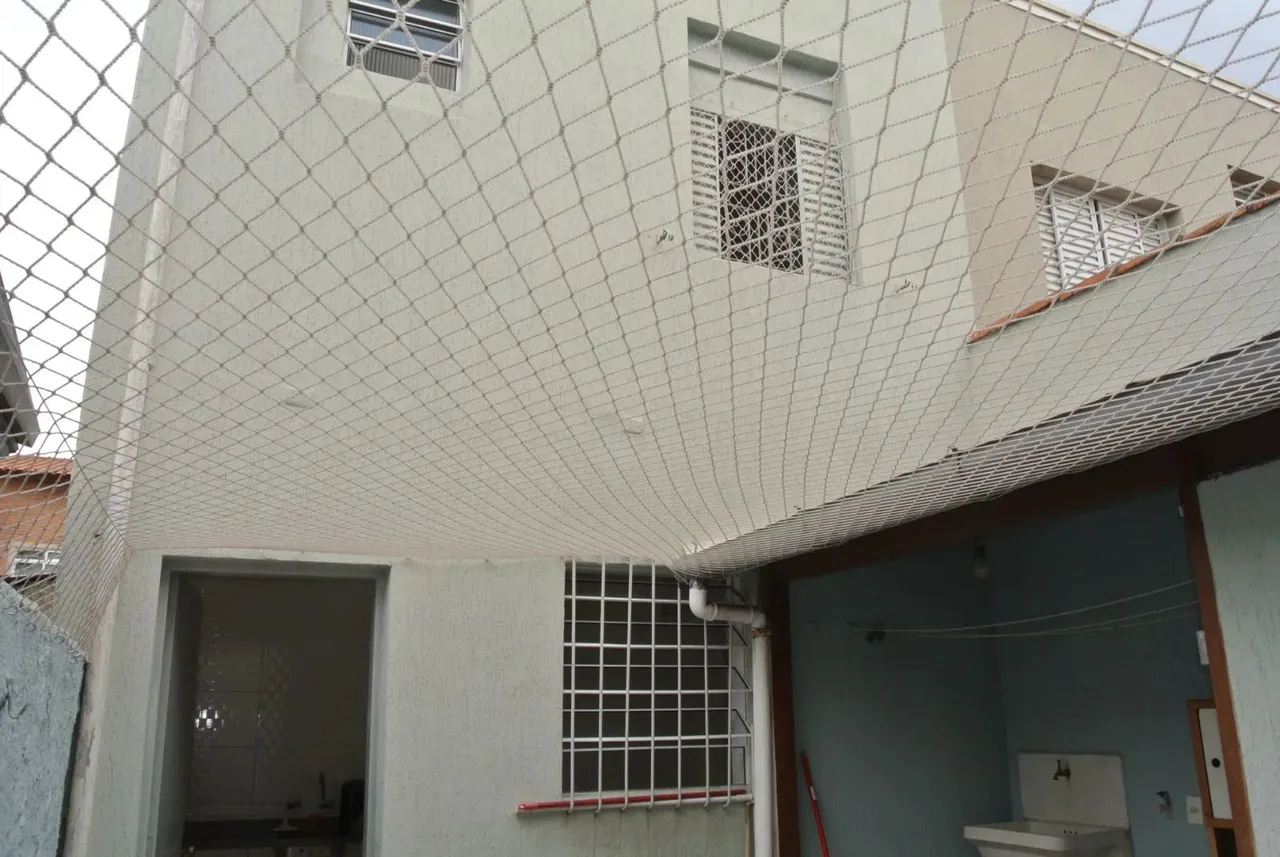 Sobrado em vila fechada - Santa Teresinha