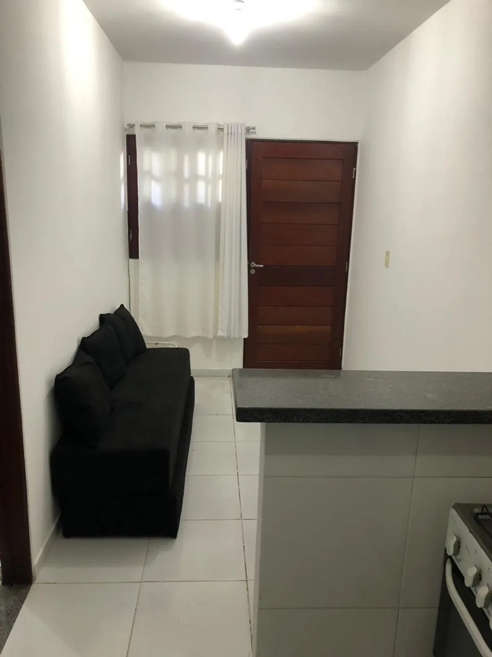 Alugo apartamento quarto e sala no francês !