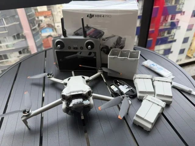 Vendo Drone DJI mini 4 pro More Combo - Completo