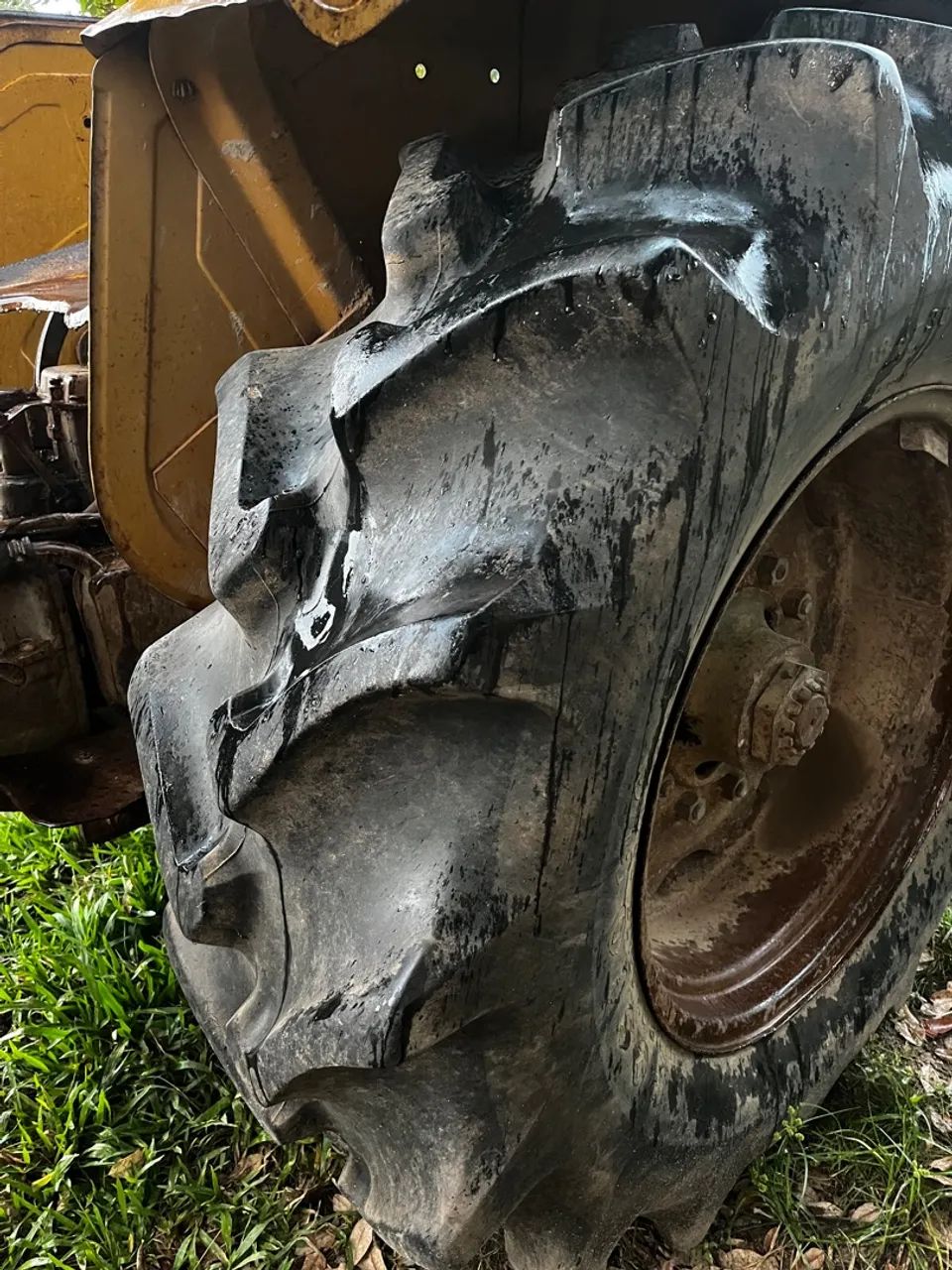 Trator Agrícola Usado