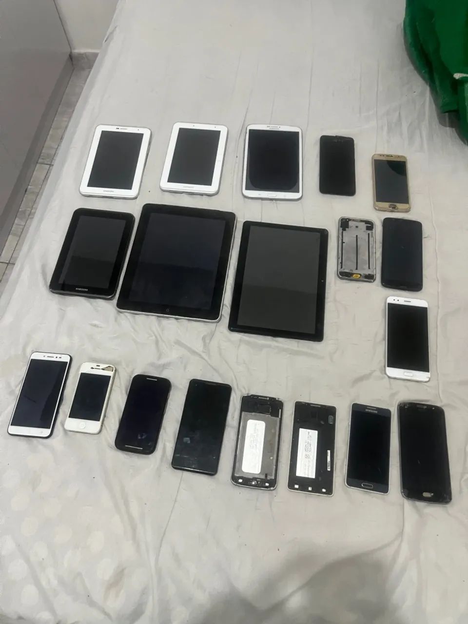 lote de celular celulares não sei os modelos  - Foto 2