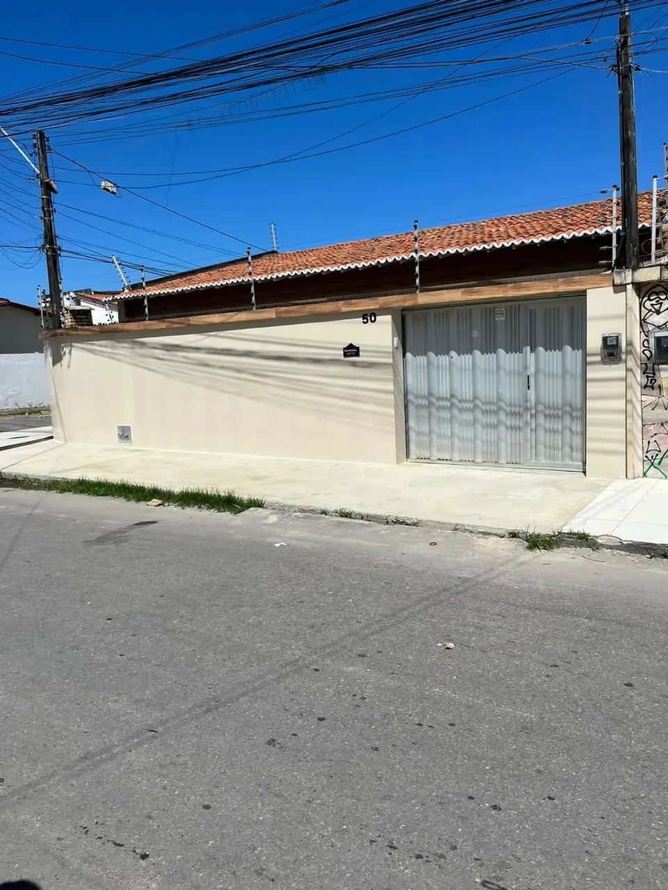 Imóvel para venda tem 300 metros quadrados com 3 quartos em Cidade dos Funcionários - Fort