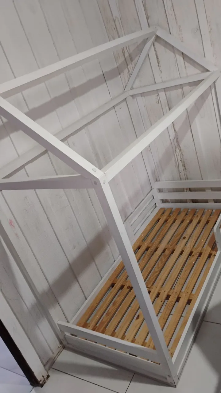 Cama Montessoriana Casinha