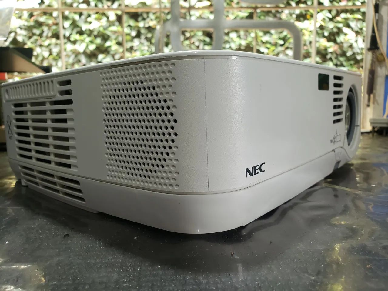 Projetor NEC NP405G 2600 lumens - Foto 2