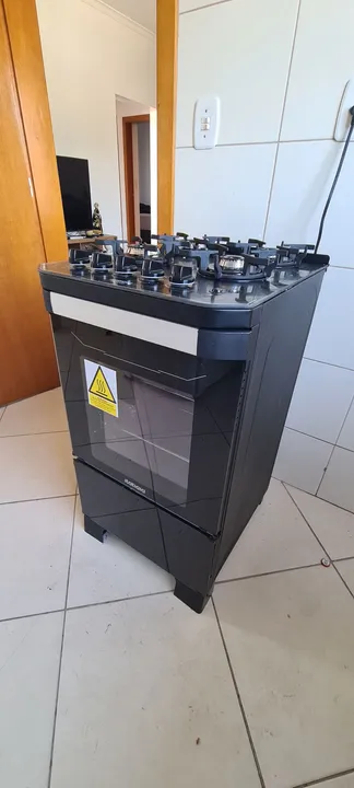 Fogão a gás Itatiaia c/válvula e mangueira