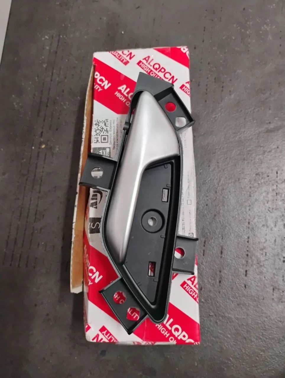 T1100080出品 maçaneta porta diant esq Tiggo 5x - Peças para carros, vans e