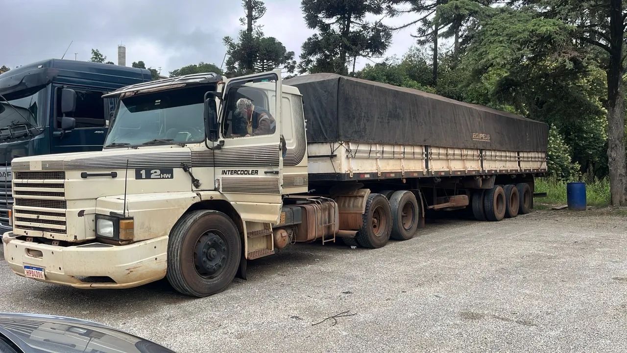 Conjunto Scania 112hw carreta random 