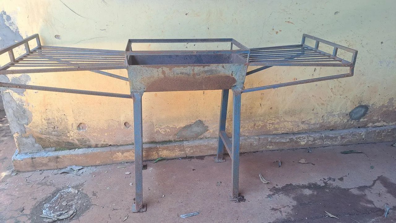 Churrasqueira de Ferro - Ideal para o seu quintal! - Foto 2