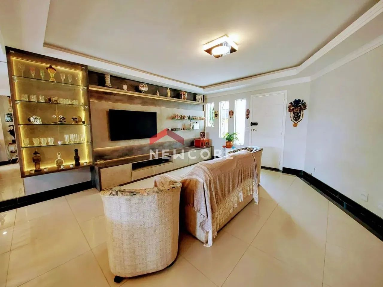 Casa de condomínio em Avenida Ubirajara Keutenedjian - Mirim - Praia Grande/SP