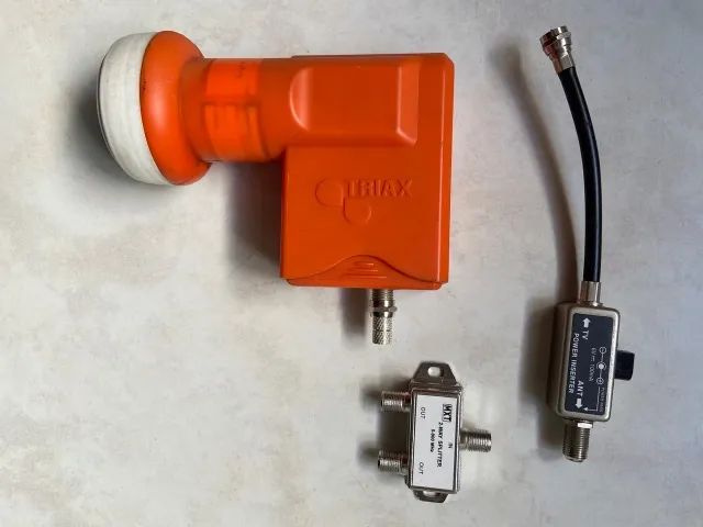 GVT LNB Universal 4 TRIAX