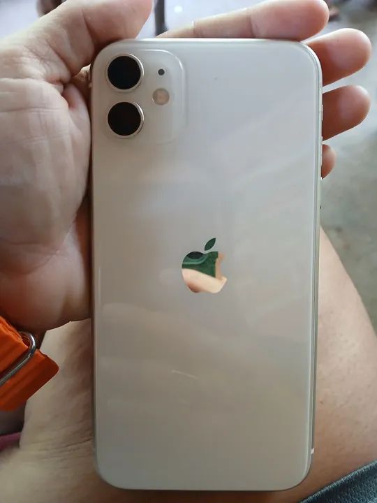 Vendo um IPhone 11