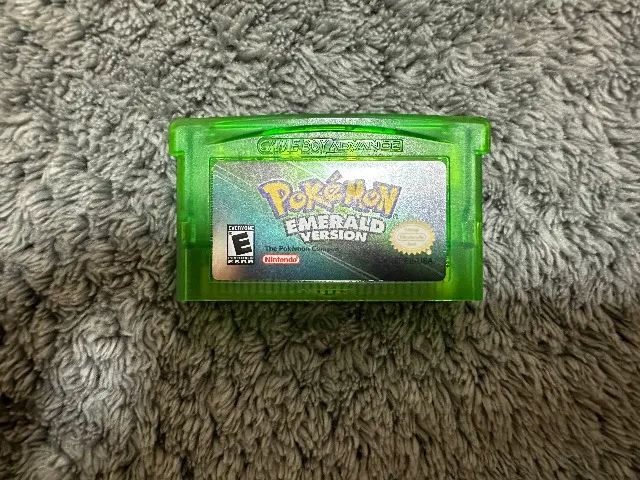 Pokémon Emerald Repro com Case - Foto 2