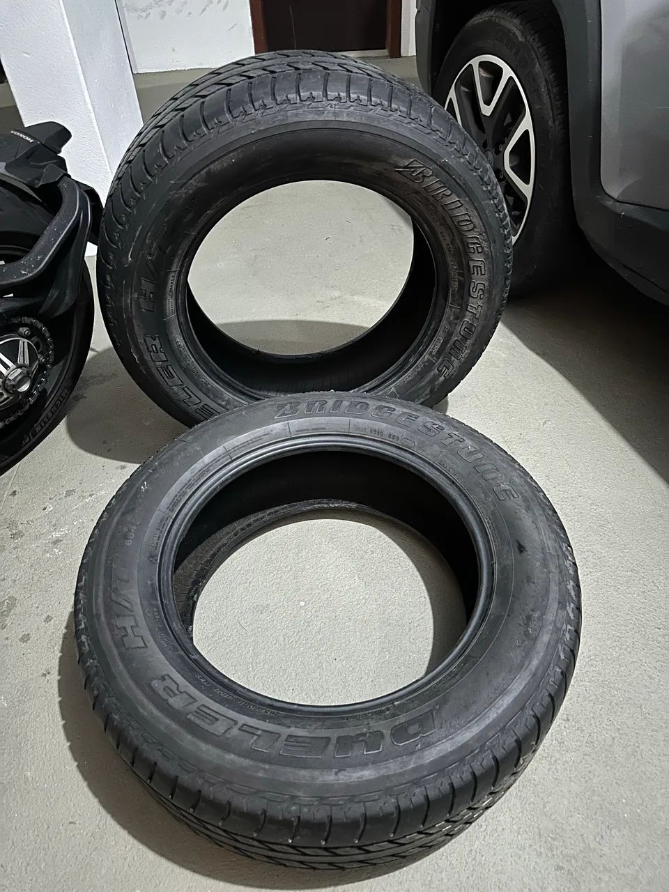 Par de pneus Bridgestone 265/60 R18 - Foto 2