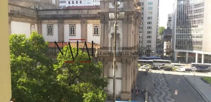 Alugo Excelente Salas Comerciais - Praça Pio X - Foto 2